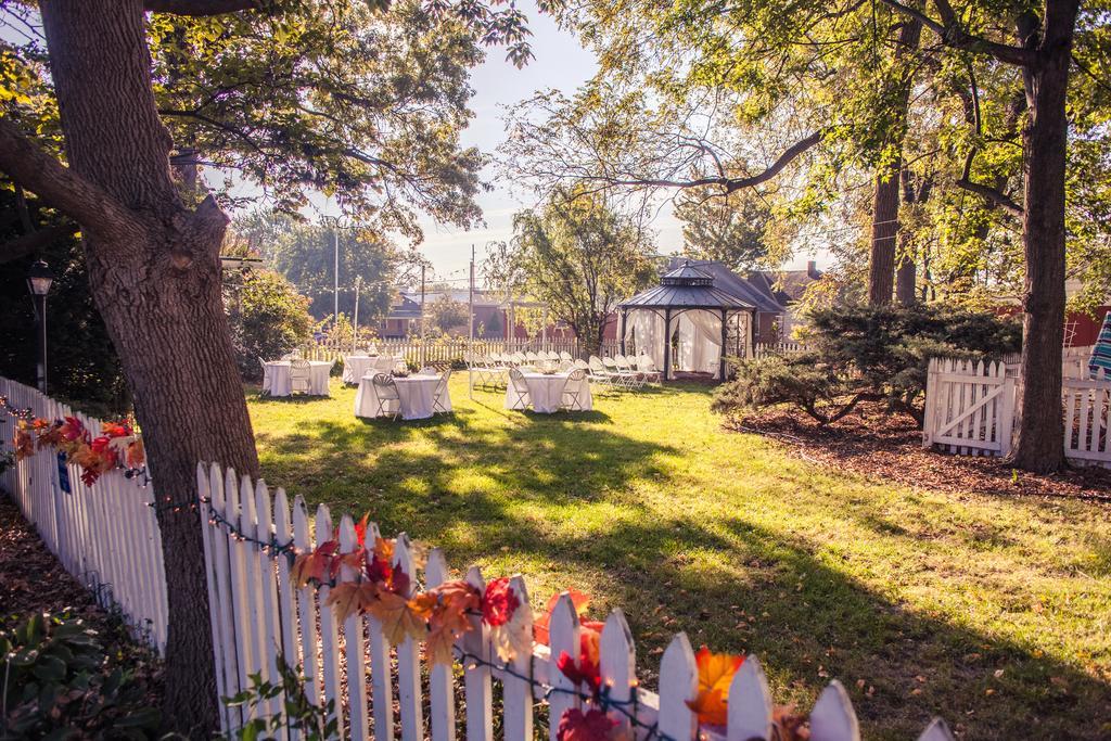 Silver Heart Inn&Cottages Independence Exteriör bild